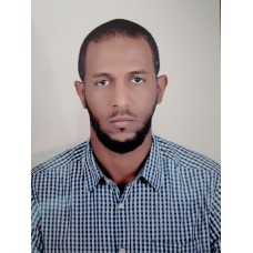 Ophthalmologist 
