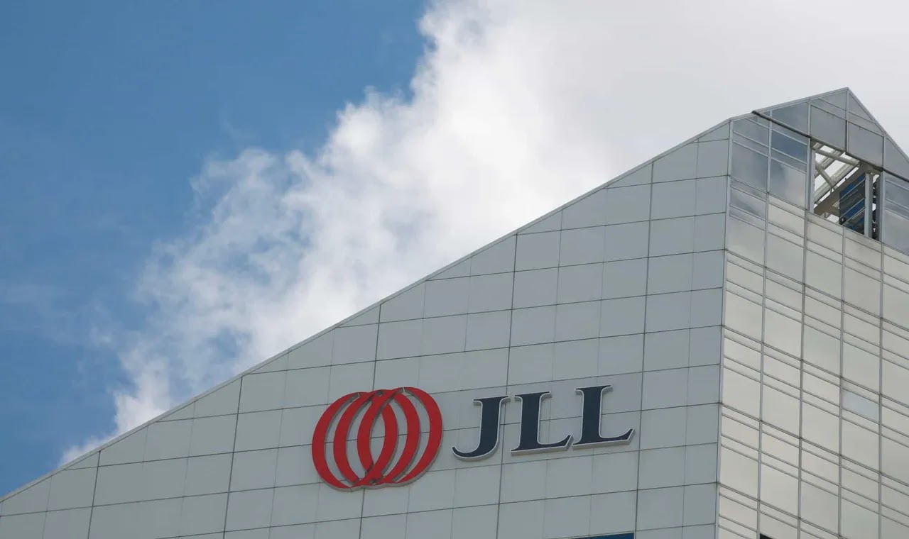 JLL is conducting a huge recruitment process in various specialization